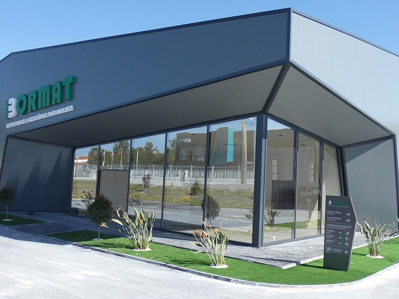 Aumento das instalações em fase de acabamento